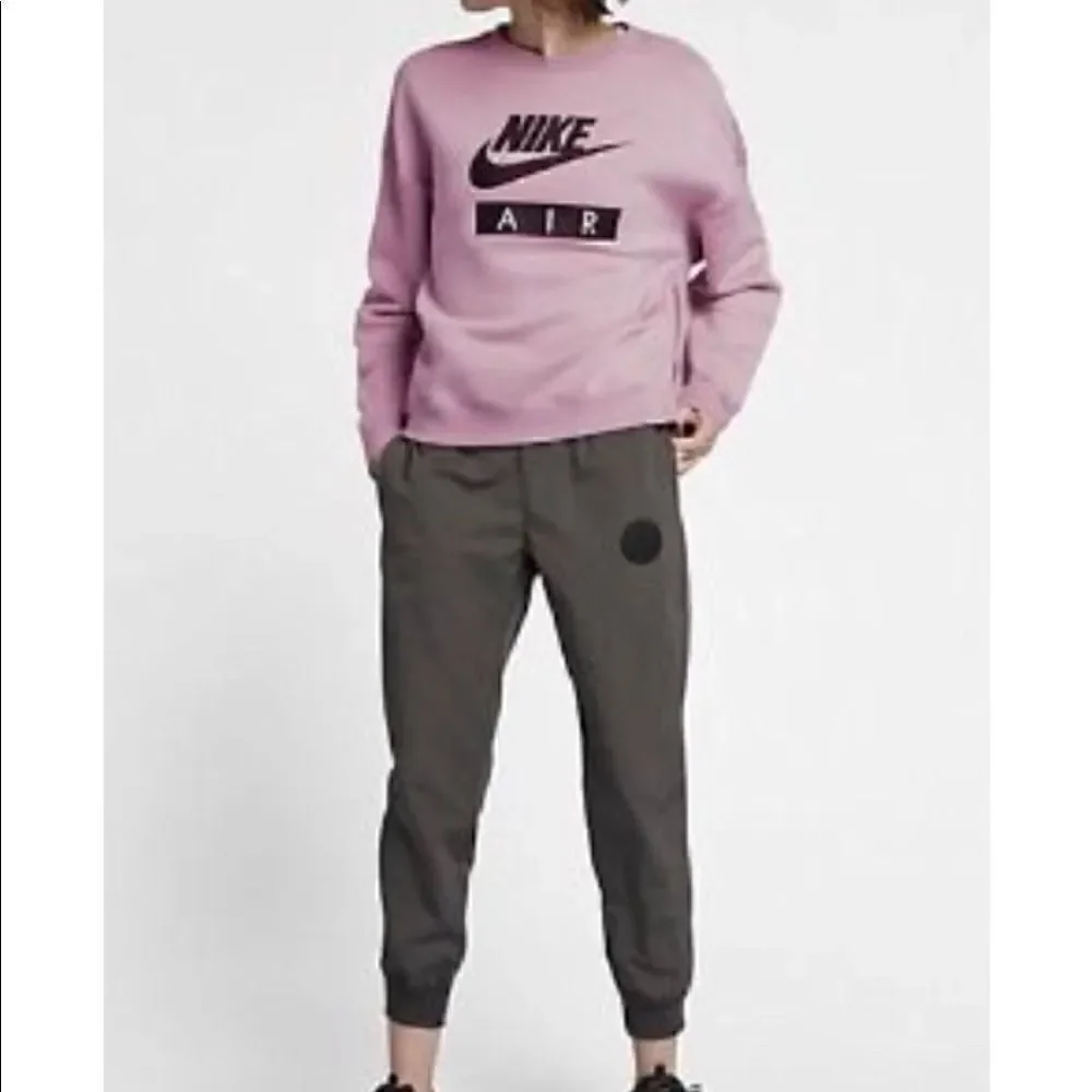 RARE Nike Rally crew neck sweatshirt